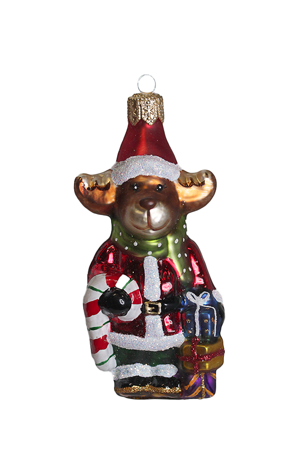 Ёлочная игрушка в виде медвежонка в красной рождественской одежде, держащего большой леденец и подарки.